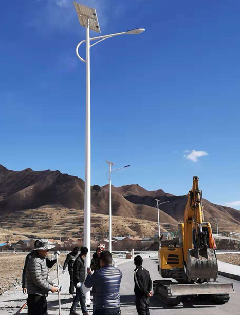 甘南碌曲10米阜康太阳能路灯项目